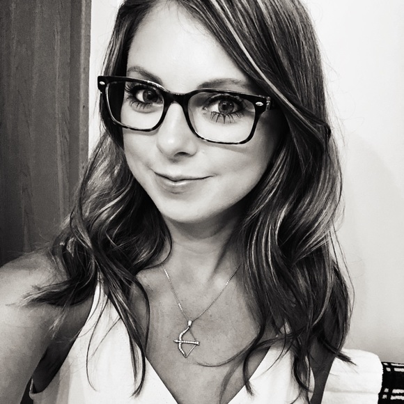 *Posh Ambassador* - Picture 1 of 8